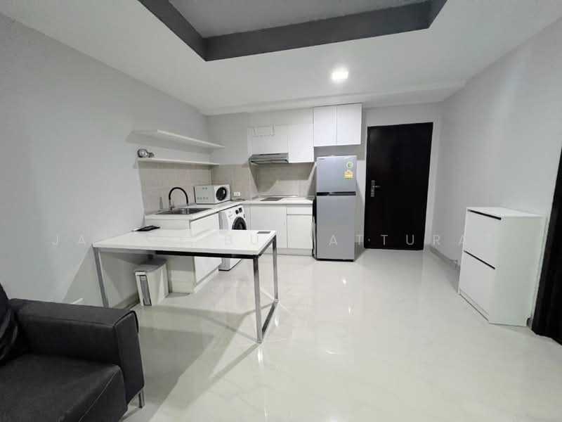 Dcondo Ratchada 19, Bangkok, Soi Ratchadaphisek 19, Din Daeng, Bangkok, 1 Bedroom, 44 sqm, Condo For Sale, by Jakree Buajatturat, 500477910 - DDproperty.com