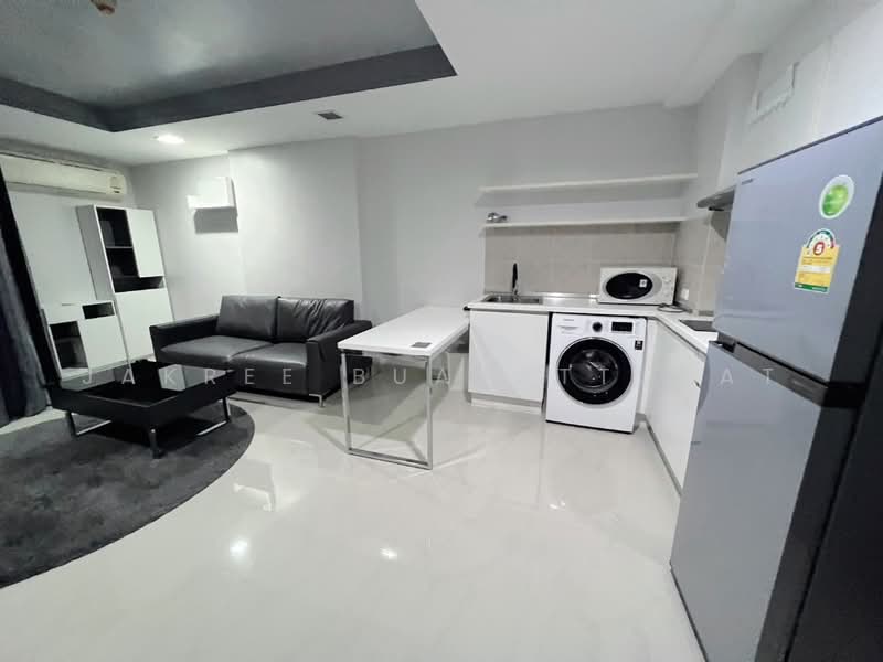 Dcondo Ratchada 19, Bangkok, Soi Ratchadaphisek 19, Din Daeng, Bangkok, 1 Bedroom, 44 sqm, Condo For Sale, by Jakree Buajatturat, 500477910 - DDproperty.com