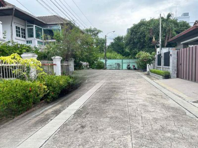 หมู่บ้านรุ่งเจริญ, กรุงเทพ, สุขุมวิท101/1, บางจาก, พระโขนง, กรุงเทพ, 200 ตร.ม., บ้านเดี่ยว ขาย, โดย Super B Estate Co., Ltd, 500477918 - DDproperty.com