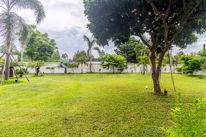 Modern Pool Villa for Sale | 3 Bedrooms | Nam Phrae, Hang Dong, Chiang Mai, Nam Phare, Hang Dong, Chiang Mai, 3 Bedrooms, 300 sqm, Villa For Sale, by Tanannat Porntadapattanayothin, 500477921 - DDproperty.com
