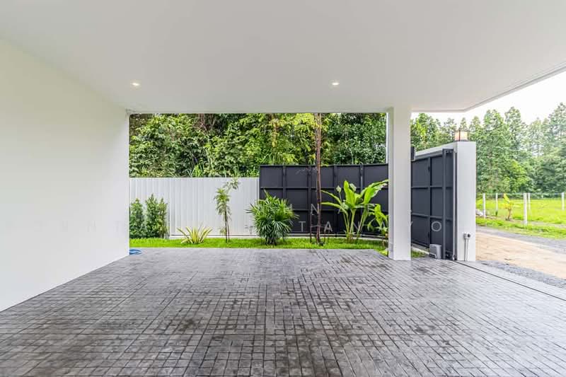 Modern Pool Villa for Sale | 3 Bedrooms | Nam Phrae, Hang Dong, Chiang Mai, Nam Phare, Hang Dong, Chiang Mai, 3 Bedrooms, 300 sqm, Villa For Sale, by Tanannat Porntadapattanayothin, 500477921 - DDproperty.com