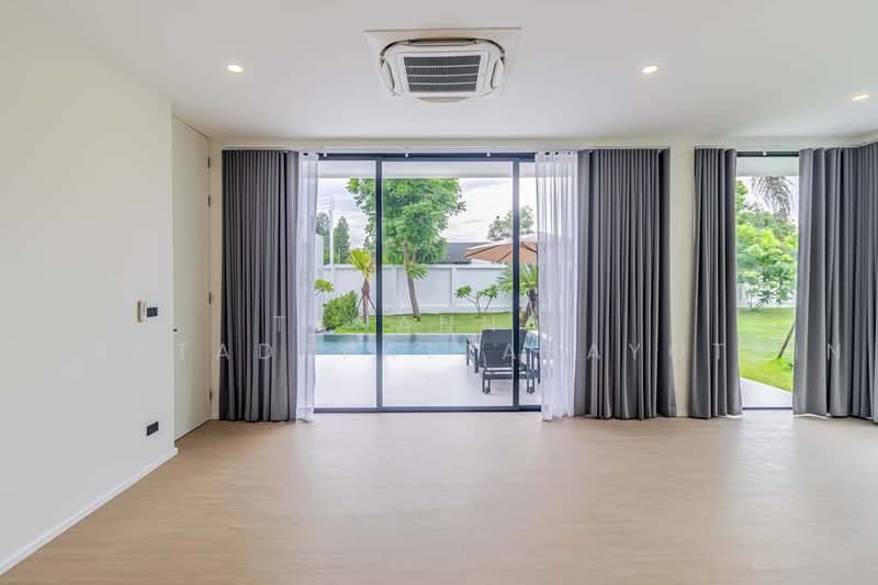 Modern Pool Villa for Sale | 3 Bedrooms | Nam Phrae, Hang Dong, Chiang Mai, Nam Phare, Hang Dong, Chiang Mai, 3 Bedrooms, 300 sqm, Villa For Sale, by Tanannat Porntadapattanayothin, 500477921 - DDproperty.com