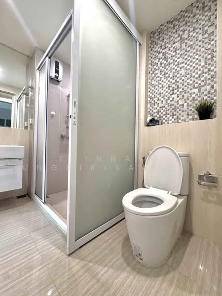 Life Ratchadapisek, Bangkok, 279 Ratchadapisaek Road, Huai Khwang, Bangkok, 1 Bedroom, 46 sqm, Condo For Sale, by Trinnaya Dungsirisangthong, 500477925 - DDproperty.com