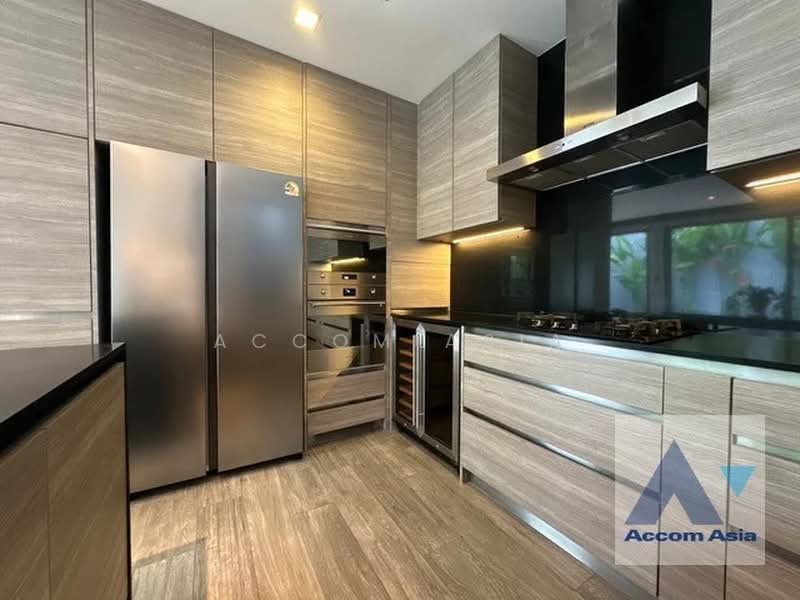 Fully Furnished 3 Bedrooms House for Rent in Sukhumvit, Bangkok near BTS Phrom Phong, Bangkok, Khlong Tan Nua, Watthana, Bangkok, 3 Bedrooms, 350 sqm, Single Detached House For Rent, by Accom Asia, 500477963 - DDproperty.com