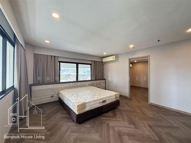 Le Raffine Sukhumvit 24, Bangkok, Soi Sukhumvit 24, Khong Tan, Khlong Toei, Bangkok, 4 Bedrooms, 372 sqm, Condo For Rent, by Bangkok House Living, 500477982 - DDproperty.com