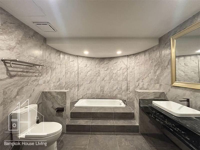 Le Raffine Sukhumvit 24, Bangkok, Soi Sukhumvit 24, Khong Tan, Khlong Toei, Bangkok, 4 Bedrooms, 372 sqm, Condo For Rent, by Bangkok House Living, 500477982 - DDproperty.com