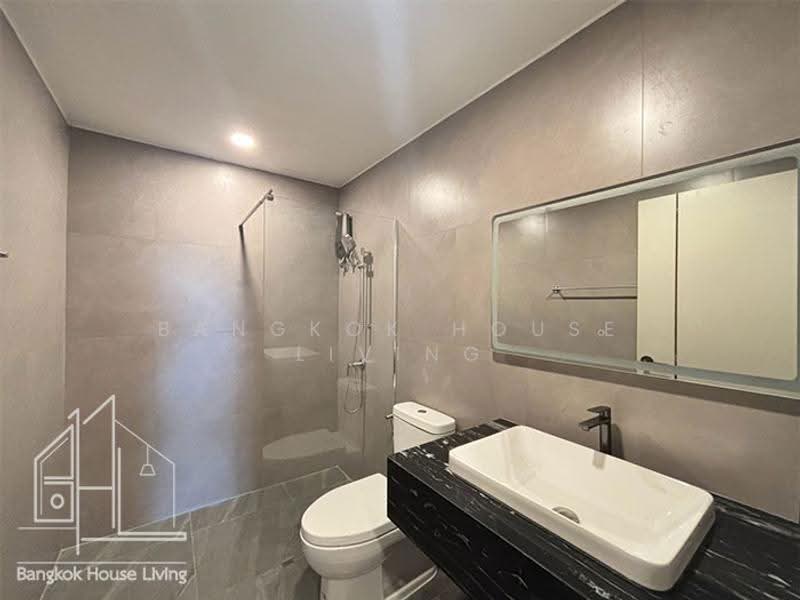 Le Raffine Sukhumvit 24, Bangkok, Soi Sukhumvit 24, Khong Tan, Khlong Toei, Bangkok, 4 Bedrooms, 372 sqm, Condo For Rent, by Bangkok House Living, 500477982 - DDproperty.com