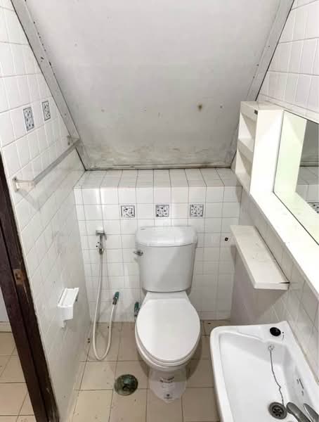 2-BR Townhouse, Bangkok, Khlong Chan, Bang Kapi, Bangkok, 2 Bedrooms, 93 sqm, Townhouse For Sale, by Jakree Buajatturat, 500477987 - DDproperty.com