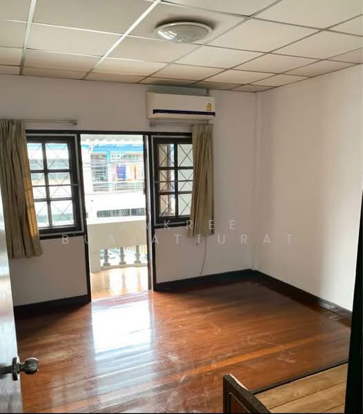 2-BR Townhouse, Bangkok, Khlong Chan, Bang Kapi, Bangkok, 2 Bedrooms, 93 sqm, Townhouse For Sale, by Jakree Buajatturat, 500477987 - DDproperty.com