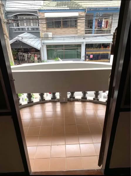 2-BR Townhouse, Bangkok, Khlong Chan, Bang Kapi, Bangkok, 2 Bedrooms, 93 sqm, Townhouse For Sale, by Jakree Buajatturat, 500477987 - DDproperty.com