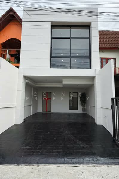 ทาวน์โฮม 2 ชั้น ลาดพร้าว 71 (สังคมสงเคราะห์ 14 ), กรุงเทพ, -, ลาดพร้าว, ลาดพร้าว, กรุงเทพ, 21 ตร.ม., ทาวน์เฮ้าส์ ขาย, โดย Connex Property, 500477989 - DDproperty.com
