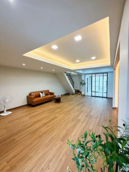 ทาวน์โฮม 2 ชั้น ลาดพร้าว 71 (สังคมสงเคราะห์ 14 ), กรุงเทพ, -, ลาดพร้าว, ลาดพร้าว, กรุงเทพ, 21 ตร.ม., ทาวน์เฮ้าส์ ขาย, โดย Connex Property, 500477989 - DDproperty.com