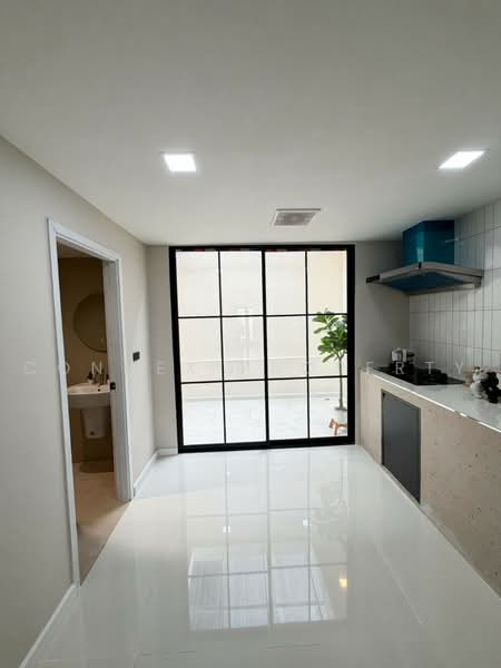 ทาวน์โฮม 2 ชั้น ลาดพร้าว 71 (สังคมสงเคราะห์ 14 ), กรุงเทพ, -, ลาดพร้าว, ลาดพร้าว, กรุงเทพ, 21 ตร.ม., ทาวน์เฮ้าส์ ขาย, โดย Connex Property, 500477989 - DDproperty.com