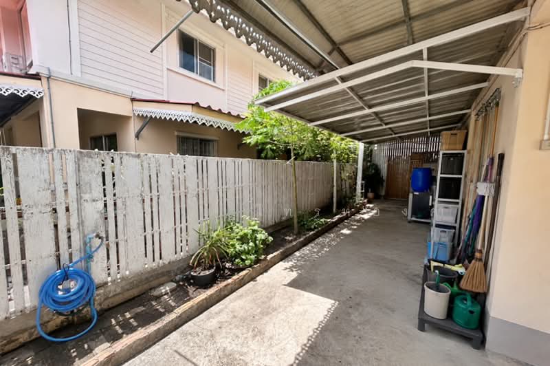 Panalee Pruksa 34, Samut Prakan, Ban Khlong Suan, Phra Samut Jadee, Samut Prakan, 3 Bedrooms, 141 sqm, Townhouse For Sale, by สง่าชัย ไทรทองคำ, 500478004 - DDproperty.com