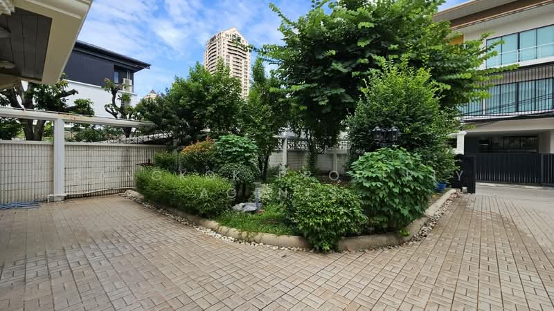 House in Sathorn, Bangkok, Thung Maha Mek, Sathon, Bangkok, 6 Bedrooms, 700 sqm, Single Detached House For Rent, by BANGKOK PROPERTY AGENTS, 500478008 - DDproperty.com