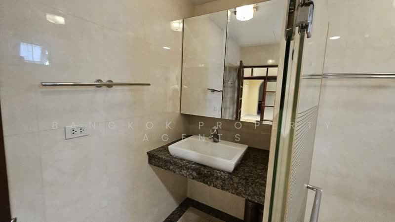 House in Sathorn, Bangkok, Thung Maha Mek, Sathon, Bangkok, 6 Bedrooms, 700 sqm, Single Detached House For Rent, by BANGKOK PROPERTY AGENTS, 500478008 - DDproperty.com
