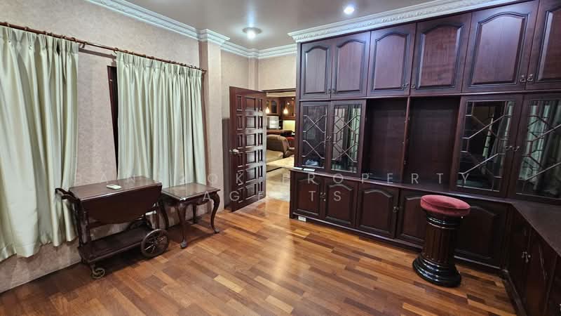 House in Sathorn, กรุงเทพ, ทุ่งมหาเมฆ, สาทร, กรุงเทพ, 700 ตร.ม., บ้านเดี่ยว ให้เช่า, โดย BANGKOK PROPERTY AGENTS, 500478008 - DDproperty.com