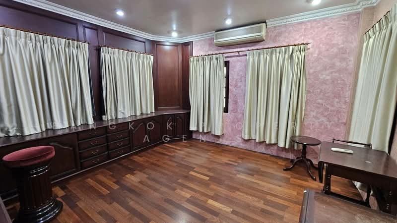 House in Sathorn, กรุงเทพ, ทุ่งมหาเมฆ, สาทร, กรุงเทพ, 700 ตร.ม., บ้านเดี่ยว ให้เช่า, โดย BANGKOK PROPERTY AGENTS, 500478008 - DDproperty.com
