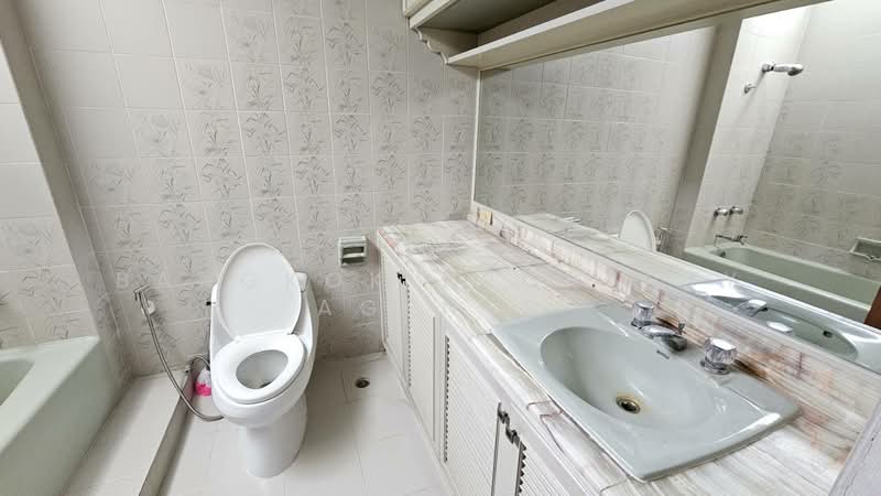 House in Sathorn, Bangkok, Thung Maha Mek, Sathon, Bangkok, 6 Bedrooms, 700 sqm, Single Detached House For Rent, by BANGKOK PROPERTY AGENTS, 500478008 - DDproperty.com