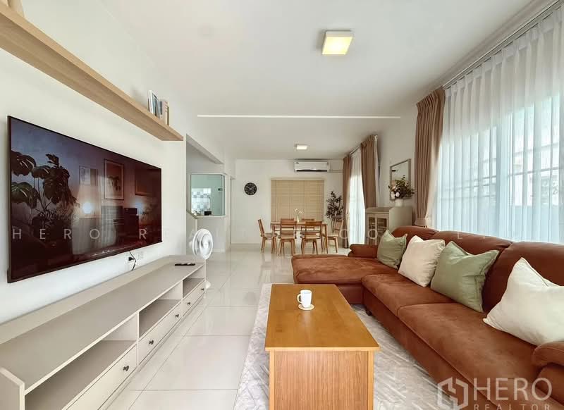 Villaggio Srinakarin-Bangna, Samut Prakan, Buanakarin Road, Bang Kaeo, Bang Plee, Samut Prakan, 3 Bedrooms, 165 sqm, Single Detached House For Rent, by Hero Realtor Co., Ltd., 500478015 - DDproperty.com