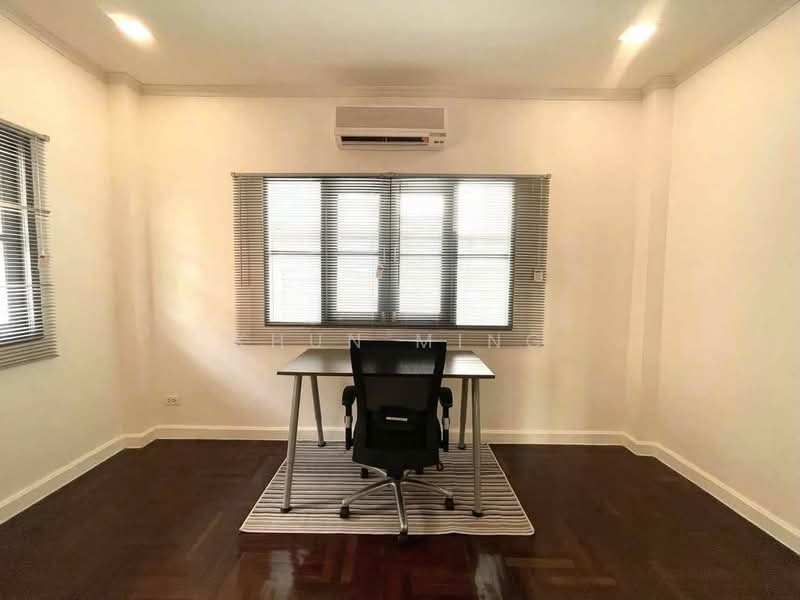 Renovated House for Rent | Baan Krong Thong, Phatthanakan 32 Pet Friendly | Near ThonglorSPSMG147), Bangkok, พัฒนาการ 32, Suan Luang, Bangkok, 3 Bedrooms, 250 sqm, Single Detached House For Rent, by Khun Ming, 500478025 - DDproperty.com