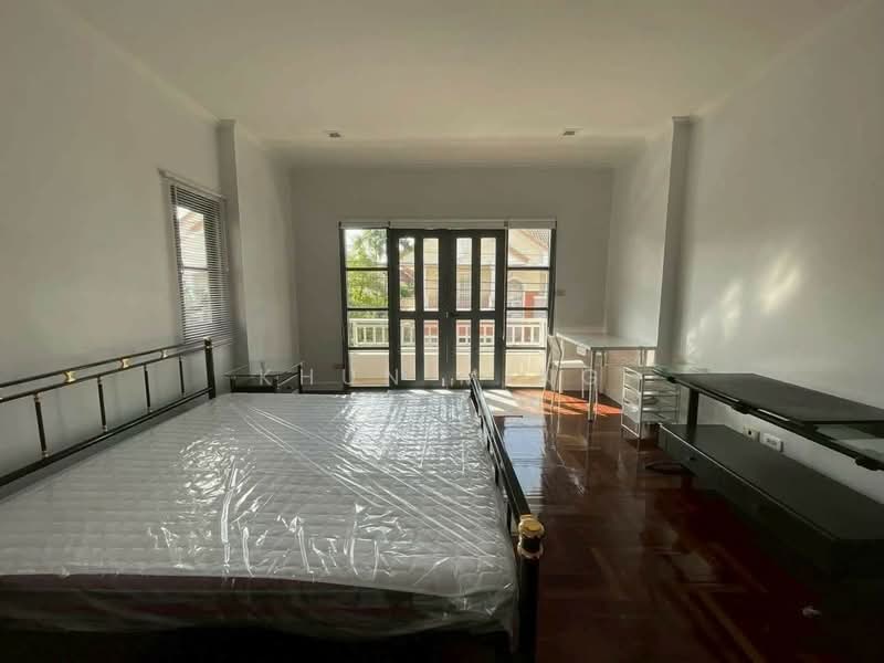 Renovated House for Rent | Baan Krong Thong, Phatthanakan 32 Pet Friendly | Near ThonglorSPSMG147), Bangkok, พัฒนาการ 32, Suan Luang, Bangkok, 3 Bedrooms, 250 sqm, Single Detached House For Rent, by Khun Ming, 500478025 - DDproperty.com