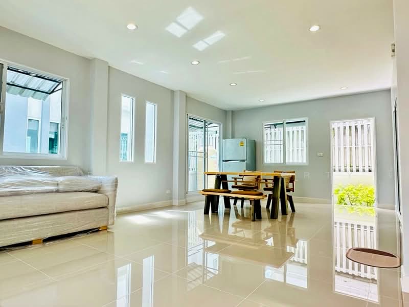 เซ็นเต้ ไลท์ พระราม 2, Samut Sakhon, Bang Krachao, Muang Samut Sakhon, Samut Sakhon, 4 Bedrooms, 150 sqm, Semi-Detached House (Twin House) For Sale, by The Best Property จี้, 500478030 - DDproperty.com