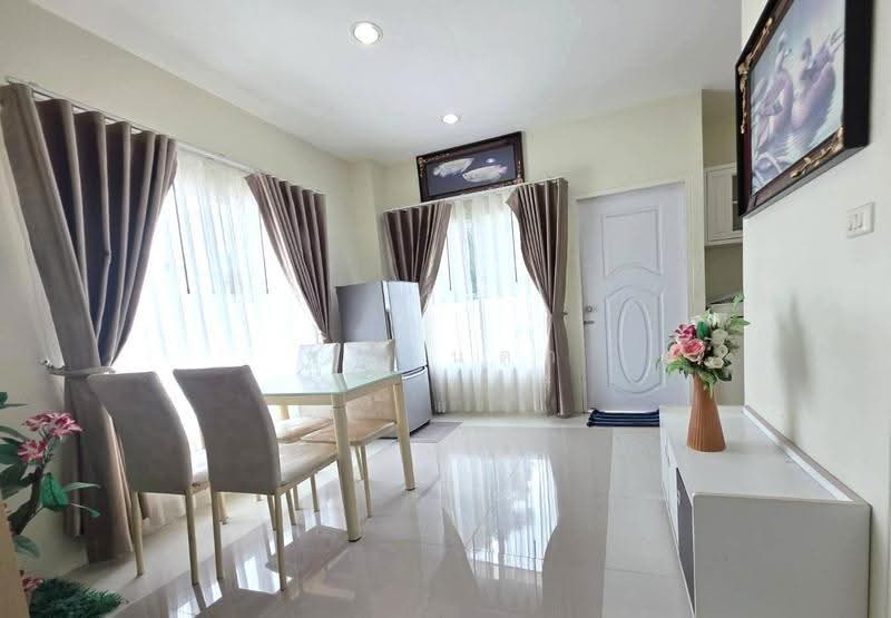 โครงการเดอะดีไซน์ (The Design), ระยอง, เนินพระ, เมืองระยอง, ระยอง, 265 ตร.ม., ทาวน์เฮ้าส์ ขาย, โดย คุณรินดา, 500478033 - DDproperty.com
