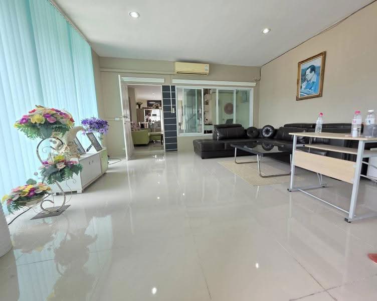 โครงการเดอะดีไซน์ (The Design), rayong, Noen Phra, Muang Rayong, Rayong, 4 Bedrooms, 265 sqm, Townhouse For Sale, by คุณรินดา, 500478033 - DDproperty.com