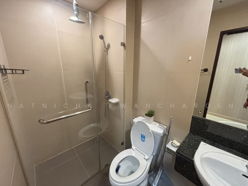59 Heritage, Bangkok, 18 Soi Sukhumvit 59, Khlong Tan Nua, Watthana, Bangkok, 2 Bedrooms, 72 sqm, Condo For Rent, by Natnicha Kwancharoen, 500478048 - Second bathroom - DDproperty.com