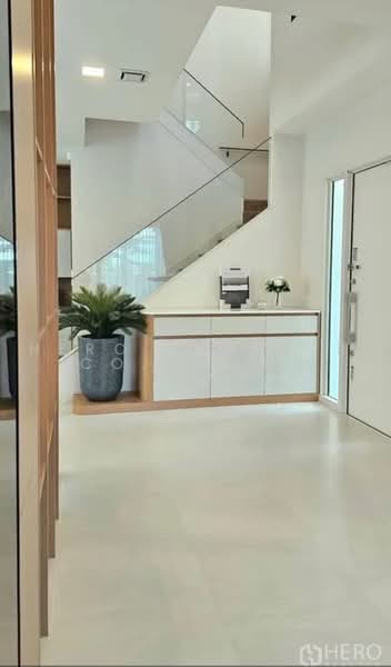 Mantana Bangna Km.15, Samut Prakan, 456 Bangna-Trad Road Km.15, Bang Chalong, Bang Plee, Samut Prakan, 4 Bedrooms, 325 sqm, Single Detached House For Rent, by Hero Realtor Co., Ltd., 500478051 - DDproperty.com
