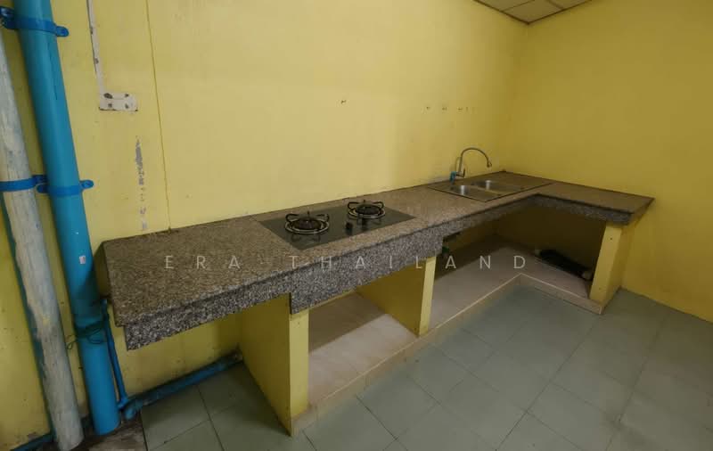 ทาวน์โฮม 2 ชั้น ทำเลในเมือง สุราษฎร์ธานี, Surat Thani, Makham Tia, Muang Surat Thani, Surat Thani, 2 Bedrooms, 73 sqm, Townhouse For Sale, by ERA Thailand, 500478052 - DDproperty.com