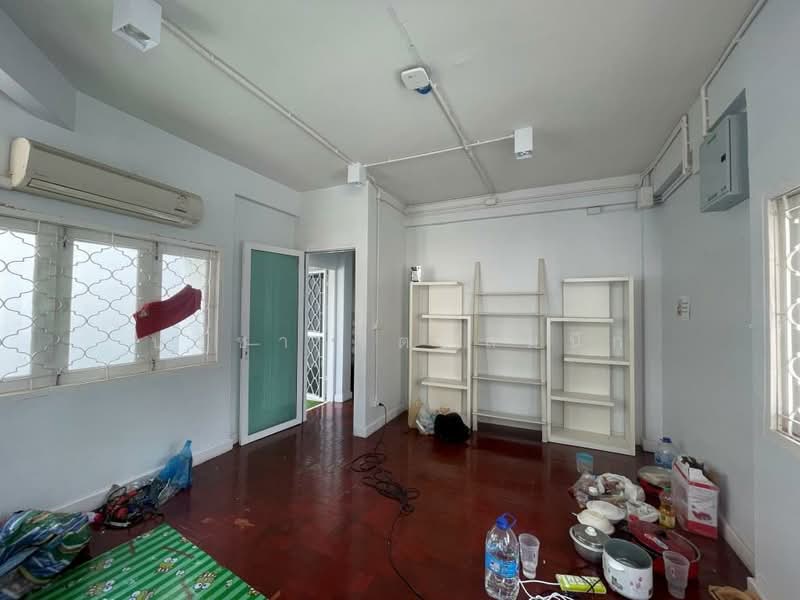 Semi-Detached house for commercial use in Soi Thonglor 3STO about 350-400 sqm, 4 rooms, Bangkok, สุขุมวิท 55, Khlong Tan Nua, Watthana, Bangkok, 4 Bedrooms, 350 sqm, Semi-Detached House (Twin House) For Rent, by ปรีชา จิตต์สมนึก, 500478072 - DDproperty.com