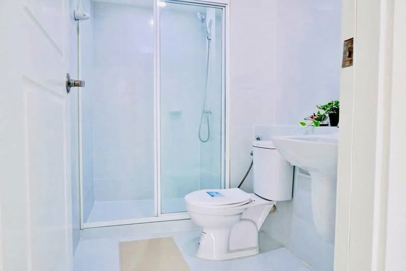 Elements Srinakarin, Bangkok, 43-1 Soi Supaphong 3, Intersection 4, Srinakarin Road, Nong Bon, Prawet, Bangkok, 1 Bedroom, 39 sqm, Condo For Sale, by Veera Sawatrangsri, 500478085 - DDproperty.com