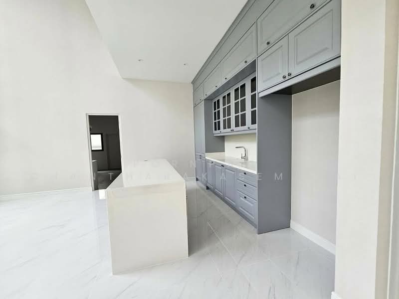 Narasiri Krungthep Kreetha, Bangkok, 69 Soi Pracha Ruamjai, Hua Mak, Bang Kapi, Bangkok, 4 Bedrooms, 554 sqm, Single Detached House For Sale, by Pornpan Chantharakasemchai, 500478097 - DDproperty.com