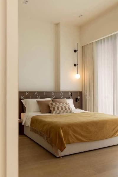 The Strand Thonglor, Bangkok, 36 Soi Sukhumvit 55, Khlong Tan Nua, Watthana, Bangkok, 2 Bedrooms, 90 sqm, Condo For Rent, by Ratsarin Sirinipaspong, 500478098 - DDproperty.com