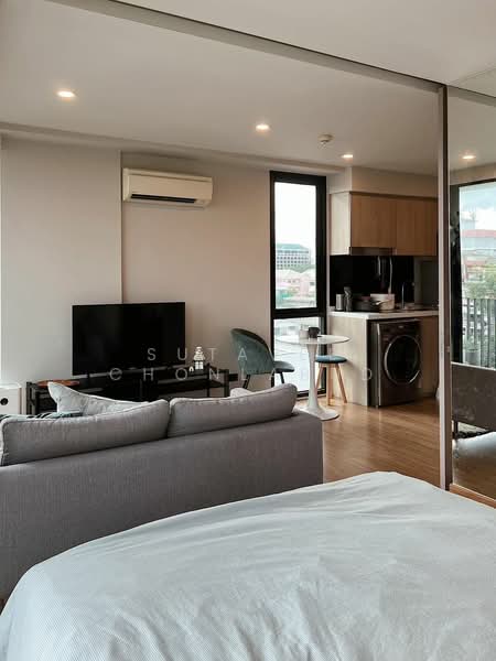 Fynn Aree, Bangkok, Soi Phaholyothin 7, Phaholyothin Road, Samsen Nai, Phaya Thai, Bangkok, 1 Bedroom, 33 sqm, Condo For Rent, by Sutavee Chonlabud, 500478116 - DDproperty.com