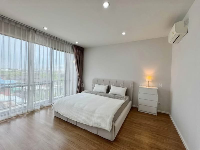 Baan Klang Muang Rama 9-Krungthep Kreetha, Bangkok, Soi Kanchanaphisek 23, Saphan Sung, Bangkok, 3 Bedrooms, 155 sqm, Single Detached House For Rent, by Thiti Boonchurn, 500478119 - DDproperty.com