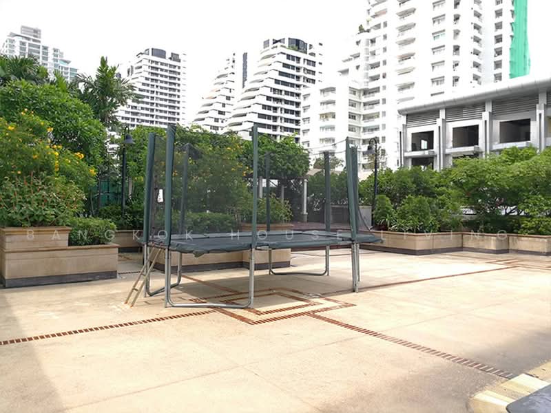 Centre Point Residence Phromphong, Bangkok, Soi Sukhumvit 39, Khlong Tan Nua, Watthana, Bangkok, 4 Bedrooms, 325 sqm, Condo For Rent, by Bangkok House Living, 500478128 - DDproperty.com