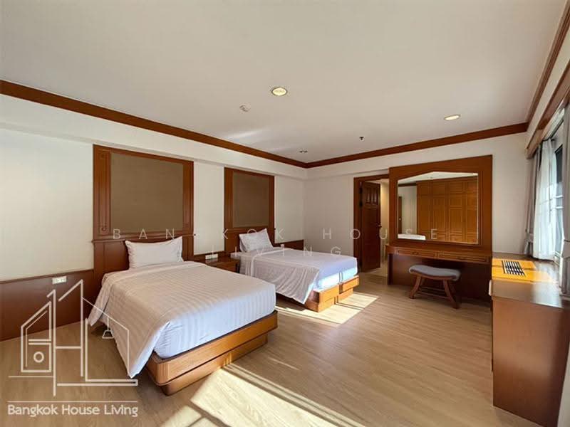 Centre Point Residence Phromphong : เซ็นเตอร์พ้อยท์ เรสซิเด้นซ์ พร้อมพงษ์, กรุงเทพ, ซ.สุขุมวิท39, คลองตันเหนือ, วัฒนา, กรุงเทพ, 325 ตร.ม., คอนโด ให้เช่า, โดย Bangkok House Living, 500478128 - DDproperty.com