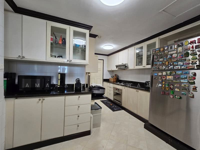 Fifty Fifth Tower, Bangkok, 84 Soi Sukhumvit 55, Sukhumvit Road, Khlong Tan Nua, Watthana, Bangkok, 2 Bedrooms, 165 sqm, Condo For Rent, by Amara Phuttharat, 500478146 - DDproperty.com