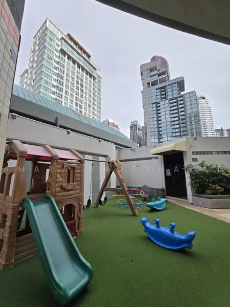 Fifty Fifth Tower : ฟิฟตี้ฟิฟท์ ทาวเวอร์, กรุงเทพ, 84 ซอยสุขุมวิท 55 ถนนสุขุมวิท, คลองตันเหนือ, วัฒนา, กรุงเทพ, 165 ตร.ม., คอนโด ให้เช่า, โดย Amara Phuttharat, 500478146 - DDproperty.com
