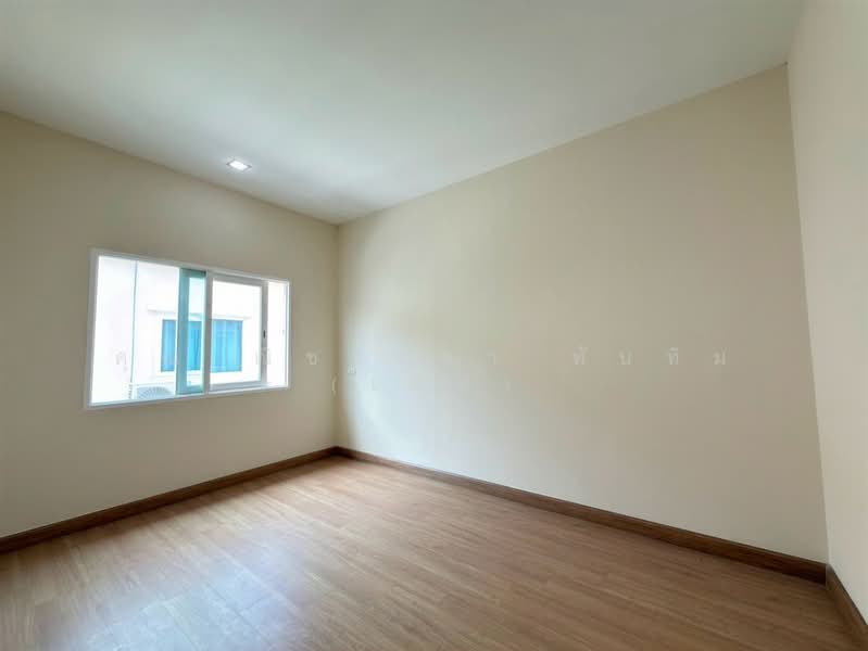 Golden Town Petchkasem, Bangkok, Soi Phetkasem 108, Nong Kang Plu, Nong Khaem, Bangkok, 4 Bedrooms, 130 sqm, Townhouse For Sale, by คุณ ณิชารดา ทับทิม (เคท), 500478167 - DDproperty.com