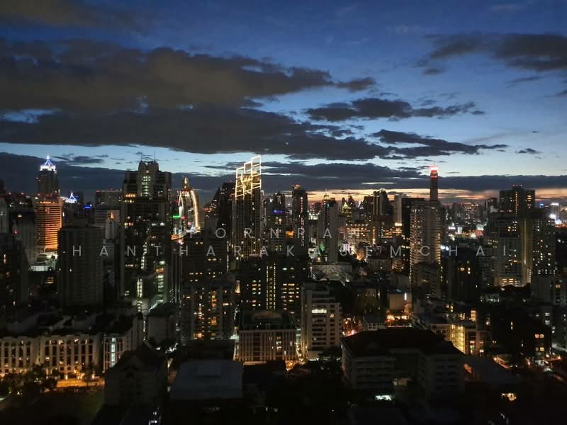 The Esse Asoke, Bangkok, 333 Soi Sukhumvit 21, Sukhumvit Road, Khlongtoei Nua, Watthana, Bangkok, 2 Bedrooms, 74 sqm, Condo For Sale, by Pornpan Chantharakasemchai, 500478196 - DDproperty.com