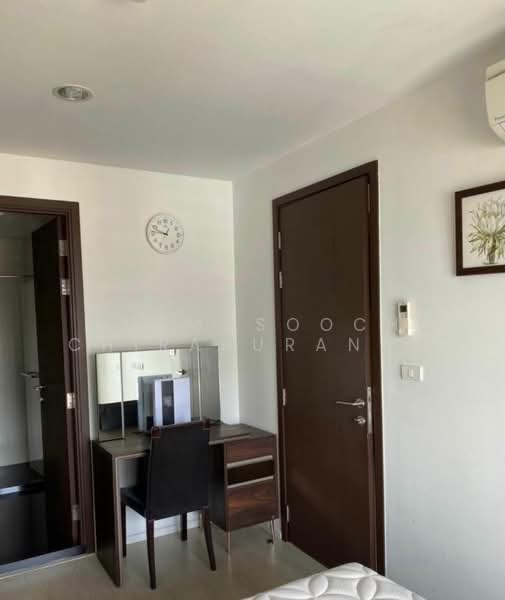 Rhythm Sathorn-Narathiwas, Bangkok, 651 Naradhiwas Rajanagarindra Road, Thung Maha Mek, Sathon, Bangkok, 1 Bedroom, 38 sqm, Condo For Rent, by Khemasooch Chiraburanan, 500478200 - DDproperty.com