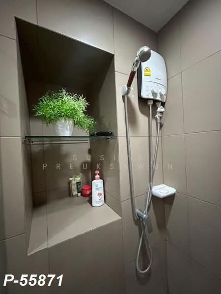 Rich Park @ Triple Station, Bangkok, 591 Srinakarin Road, Suan Luang, Bangkok, 1 Bedroom, 29 sqm, Condo For Rent, by Susira Prueksawun, 500478202 - DDproperty.com