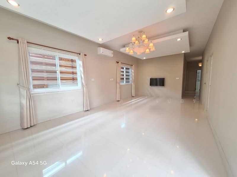 บ้านในอุดรธานี ตกแต่งใหม่พร้อมอยู่ ใกล้แหล่งความสะดวก, อุดรธานี, หมากแข้ง, เมืองอุดรธานี, อุดรธานี, 136 ตร.ม., บ้านเดี่ยว ขาย, โดย วีรภัทรา ดาร์เปอร์, 500478205 - DDproperty.com
