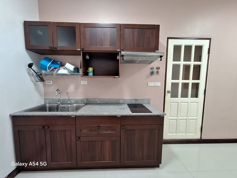 3-BRM Home in Udon Thani: Prime Location & Renovated Comfort, Udon Thani, Mak Khaeng, Muang Udon Thani, Udon Thani, 3 Bedrooms, 136 sqm, Single Detached House For Sale, by วีรภัทรา ดาร์เปอร์, 500478205 - DDproperty.com