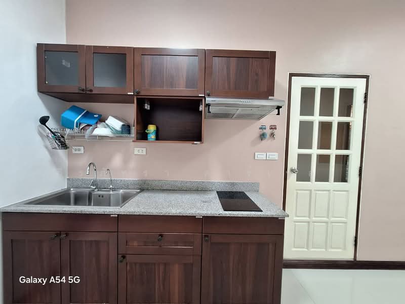 3-BRM Home in Udon Thani: Prime Location & Renovated Comfort, Udon Thani, Mak Khaeng, Muang Udon Thani, Udon Thani, 3 Bedrooms, 136 sqm, Single Detached House For Sale, by วีรภัทรา ดาร์เปอร์, 500478205 - DDproperty.com