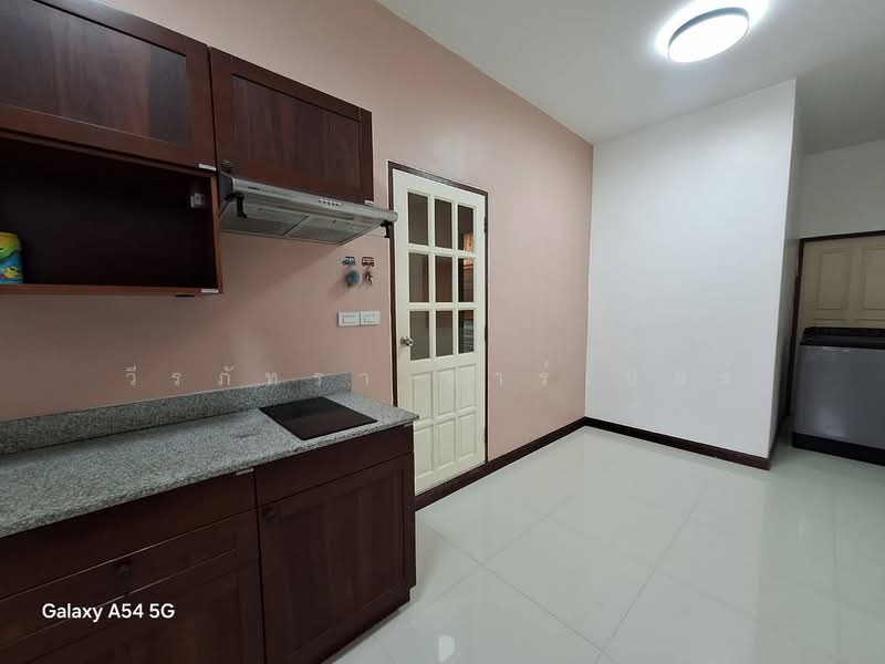 บ้านในอุดรธานี ตกแต่งใหม่พร้อมอยู่ ใกล้แหล่งความสะดวก, อุดรธานี, หมากแข้ง, เมืองอุดรธานี, อุดรธานี, 136 ตร.ม., บ้านเดี่ยว ขาย, โดย วีรภัทรา ดาร์เปอร์, 500478205 - DDproperty.com